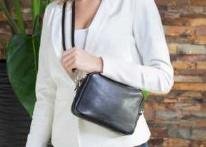 Home Leren cognac handtas met meerdere vakken en ritssluiting van Chabo Bags & More